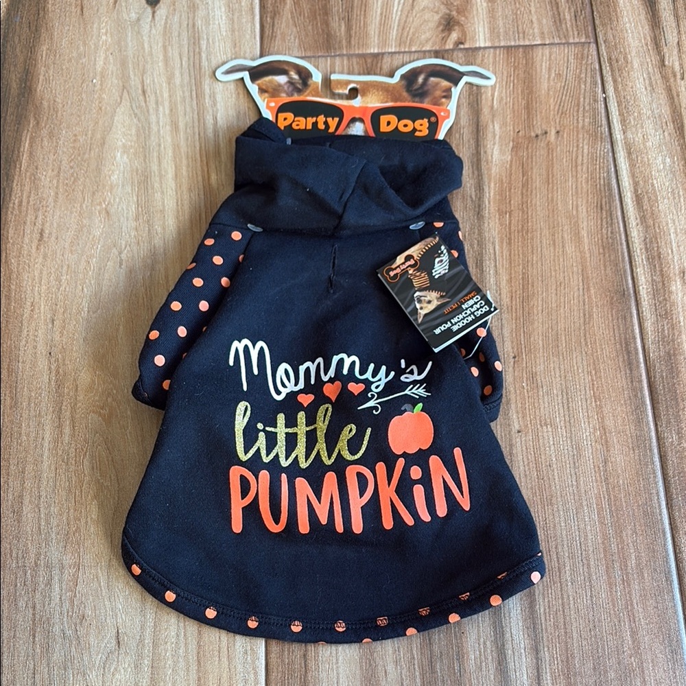 🤍Orange and Black “Mommy’s Little Pumpkin” Dog Fleece Hoodie